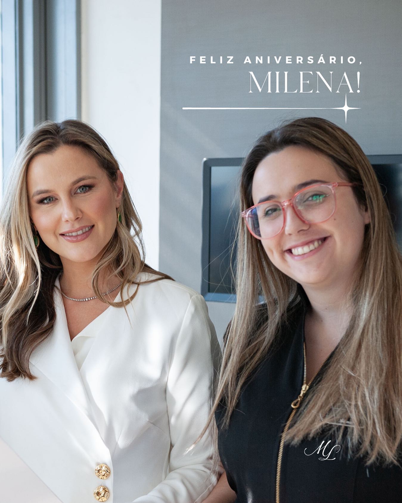 Hoje é dia de comemorar o aniversário da querida Milena (@mih_evaldt ), que faz parte da minha equipe e me acompanha no dia-a-dia no consultório.
Obrigada pela tua dedicação e teu carinho comigo e com os nossos pacientes.
Desejo muitos anos de vida, saúde, alegria e realizações!
Para oferecer um trabalho com excelência, é necessário uma excelente equipe.
Parabéns, Milena!